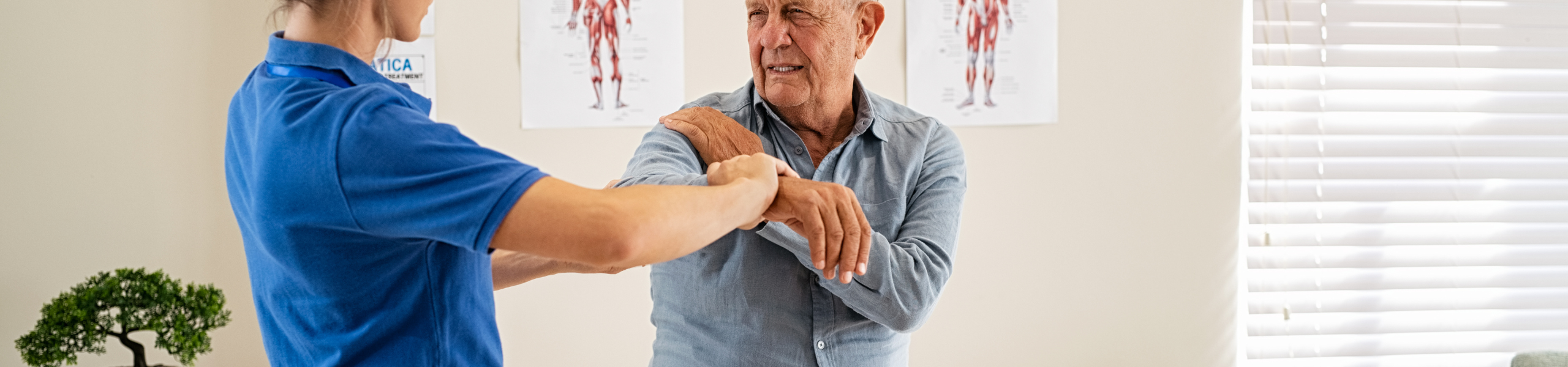 osteoporoza objawy